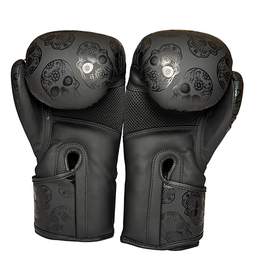 Skull Strike Boxing Gloves – Black & Gold