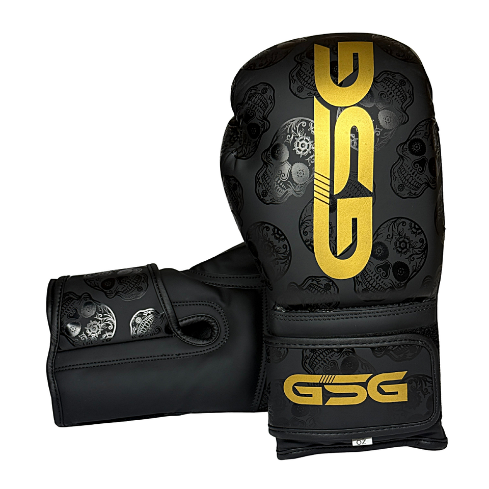 Skull Strike Boxing Gloves – Black & Gold